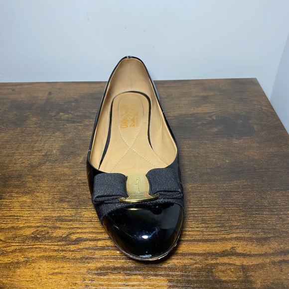 Ferragamo Women's Varina Ballet Flats - Picture 2 of 9